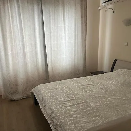 на гости в *